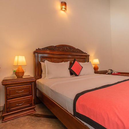 The Calm Of8 Hotell Unawatuna Exteriör bild