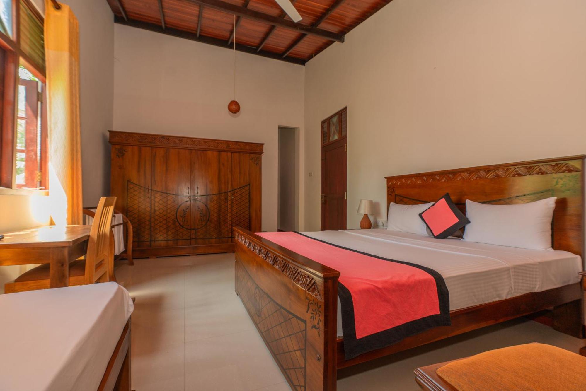 The Calm Of8 Hotell Unawatuna Exteriör bild