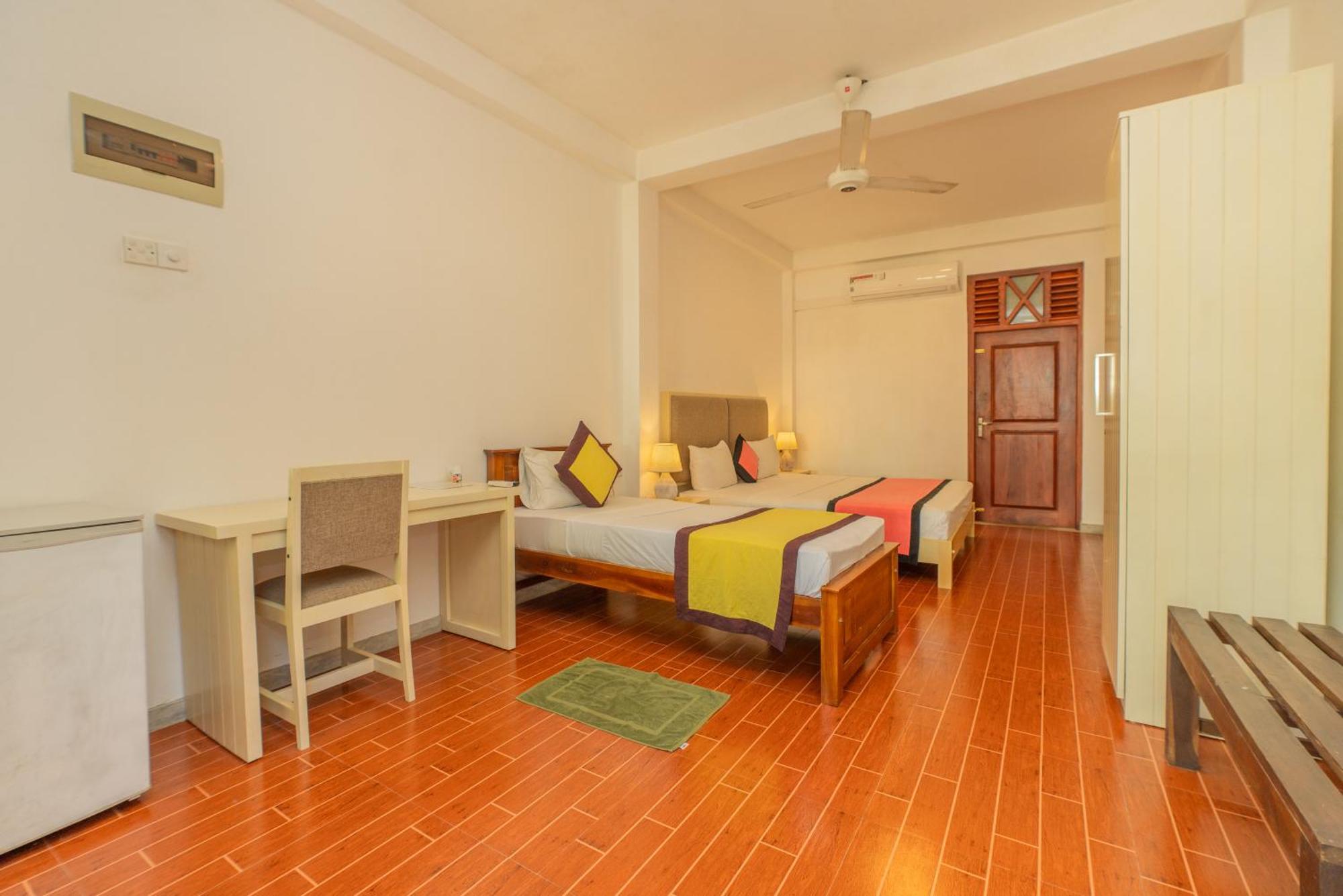 The Calm Of8 Hotell Unawatuna Exteriör bild